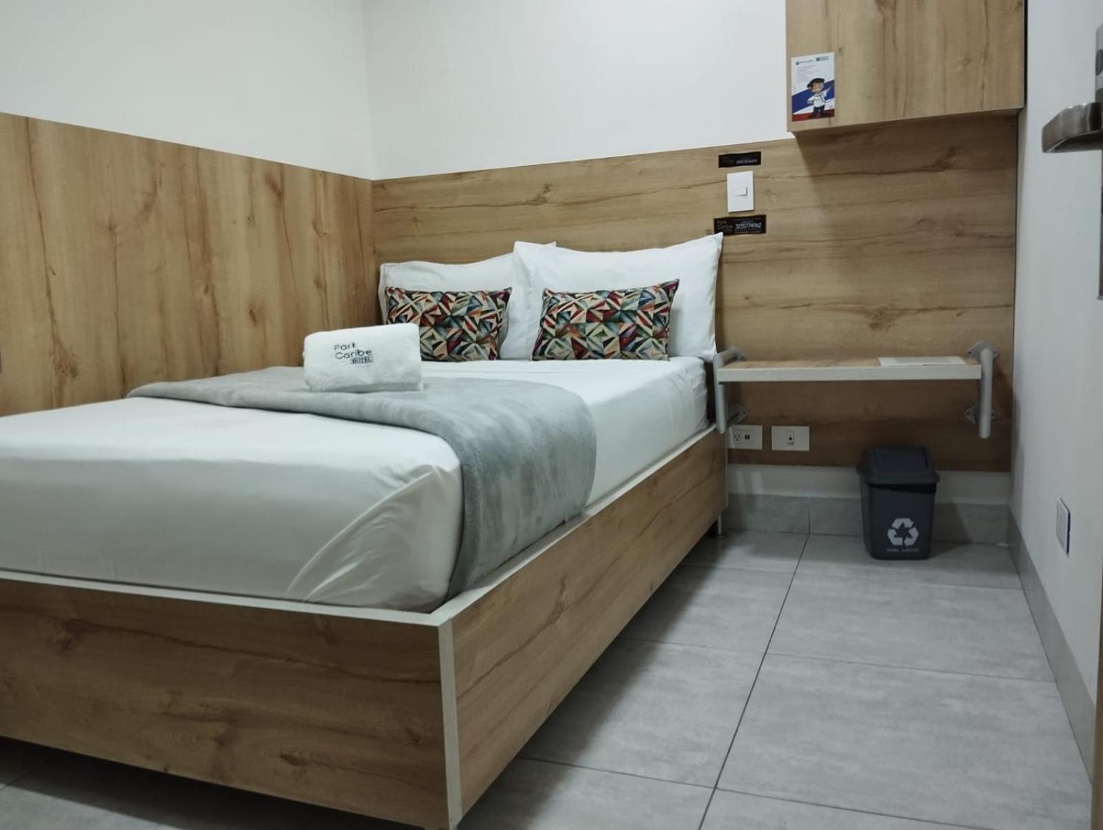 Hotel Park Caribe メデジン エクステリア 写真
