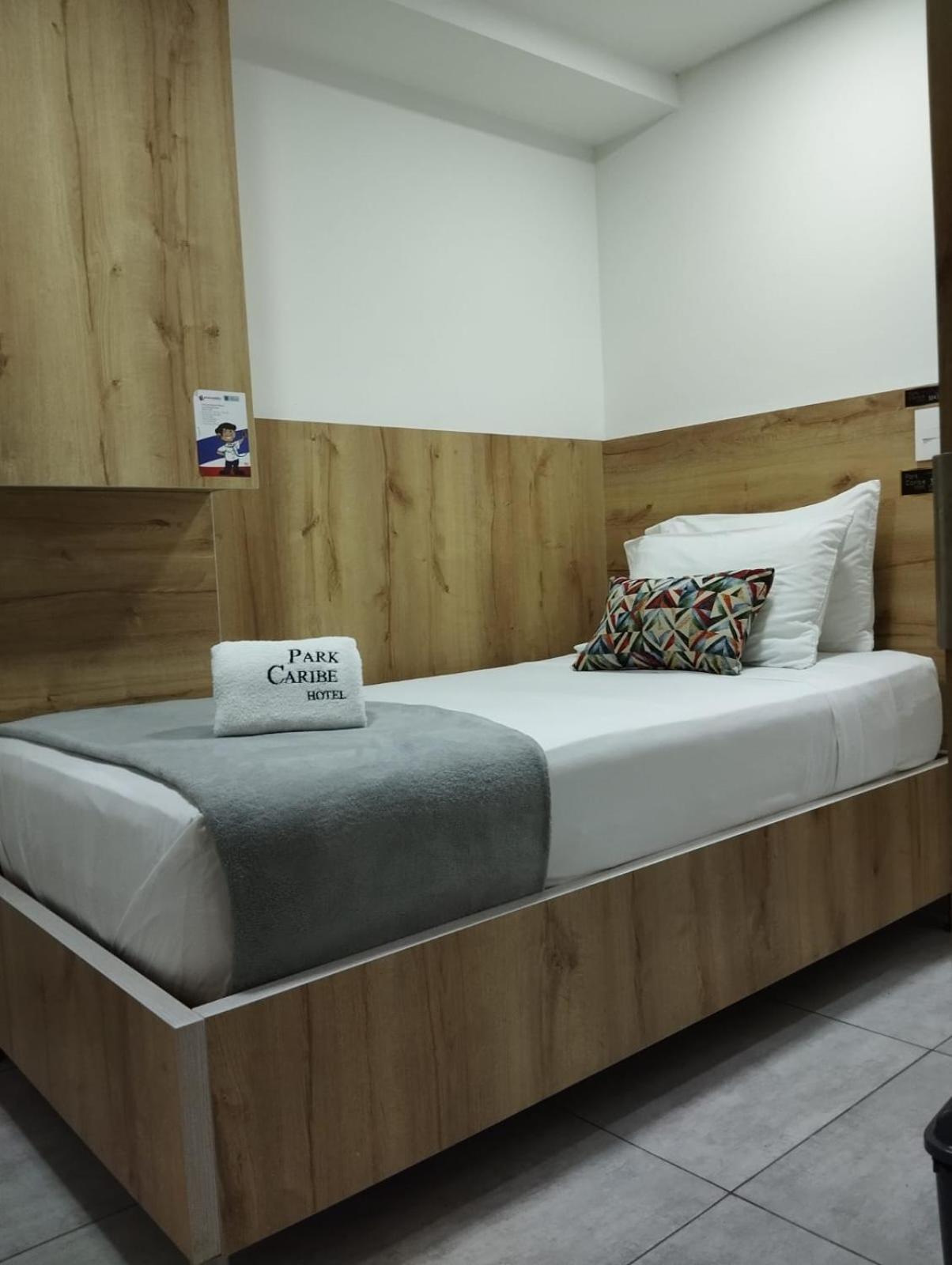 Hotel Park Caribe メデジン エクステリア 写真