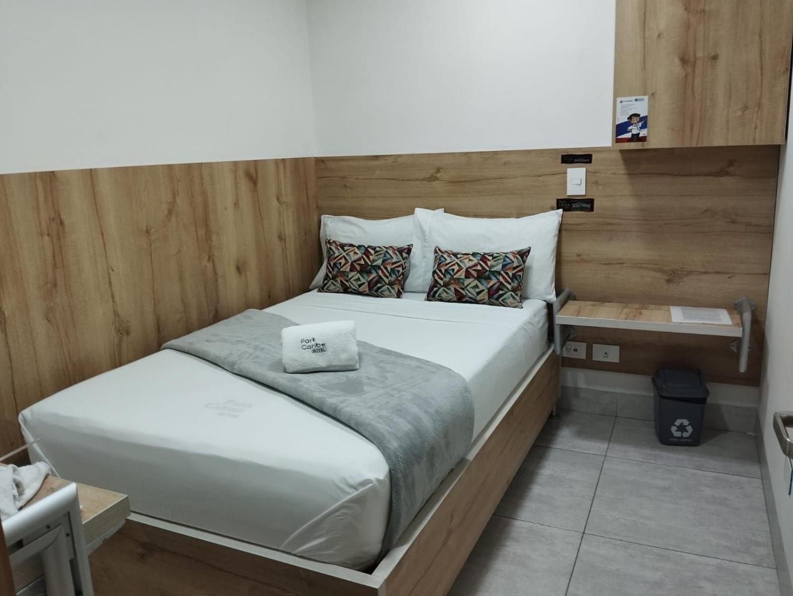 Hotel Park Caribe メデジン エクステリア 写真